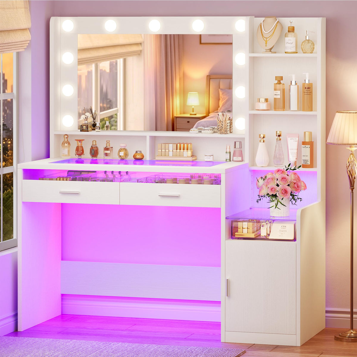 White Vanity Desk with Mirror and Lights D695