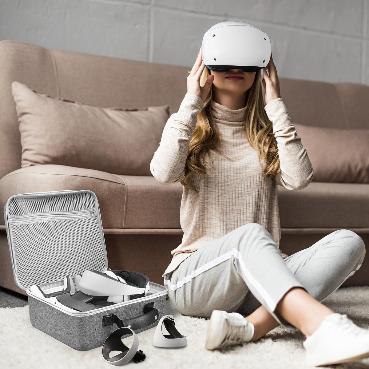 Grey Portable Hard Case for Gaming Headset and Touch Controllers O2213
