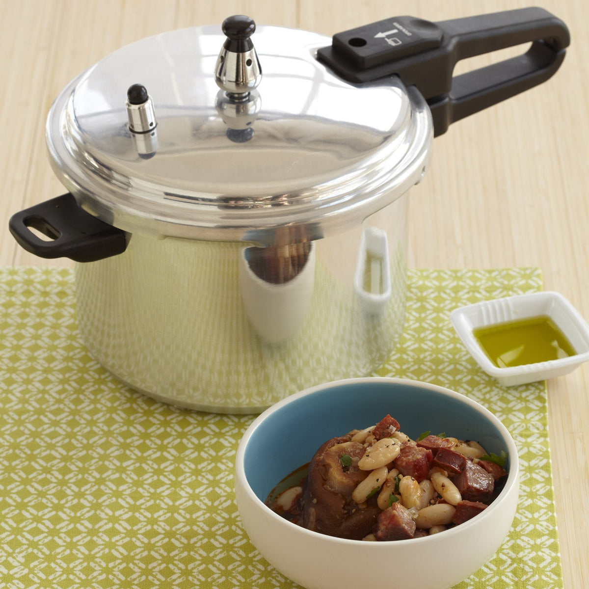 Aluminum Stovetop Pressure Cooker 4.2Qt F60509